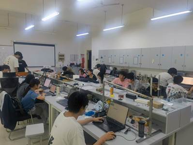 a9498b16d731a359b3184a7fb23e8343